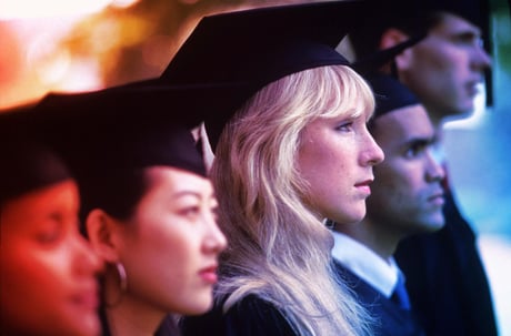 Az új diplomások kálváriája: miért sosem volt ilyen nehéz állást találni?