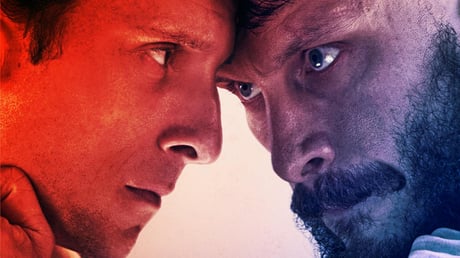 Az új Fél férfi sorozatot ingyen nézheted – mutatjuk, hogyan