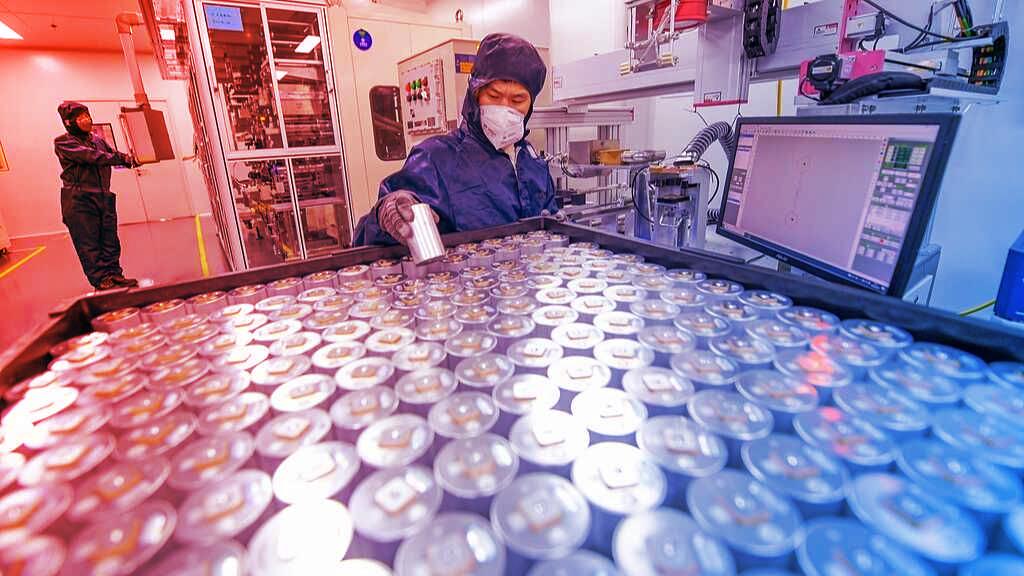 Az új kínai nátriumakku végleg leszámol a tűzveszéllyel