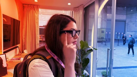 Az új Samsung okosszemüvegek a láthatáron: egyszerre három is jöhet?