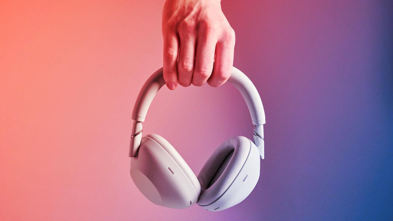 Az új Sony Collexion fejhallgató arcpirító áron debütál