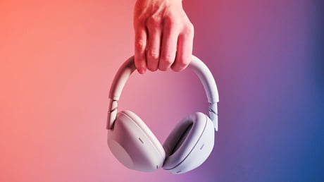 Az új Sony Collexion fejhallgató arcpirító áron debütál