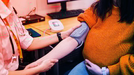 Az új vérteszt hetekkel hosszabbíthatja meg a terhességet preeklampsziában