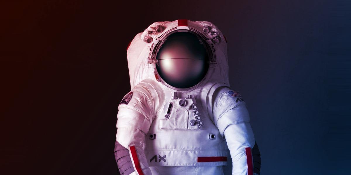 Az űrruha-fiaskó miatt veszélyben a holdraszállás?