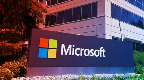 A Microsoft szerint a dolgozók fele már rajong az MI-ért?