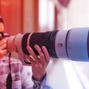 A Sony új teleobjektívje csúcs – madárfotóra álom, sportra pofonegyszerű