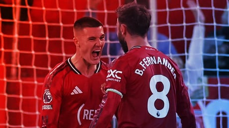 Az év meccse jön: Manchester United–Liverpool élőben, bárhonnan