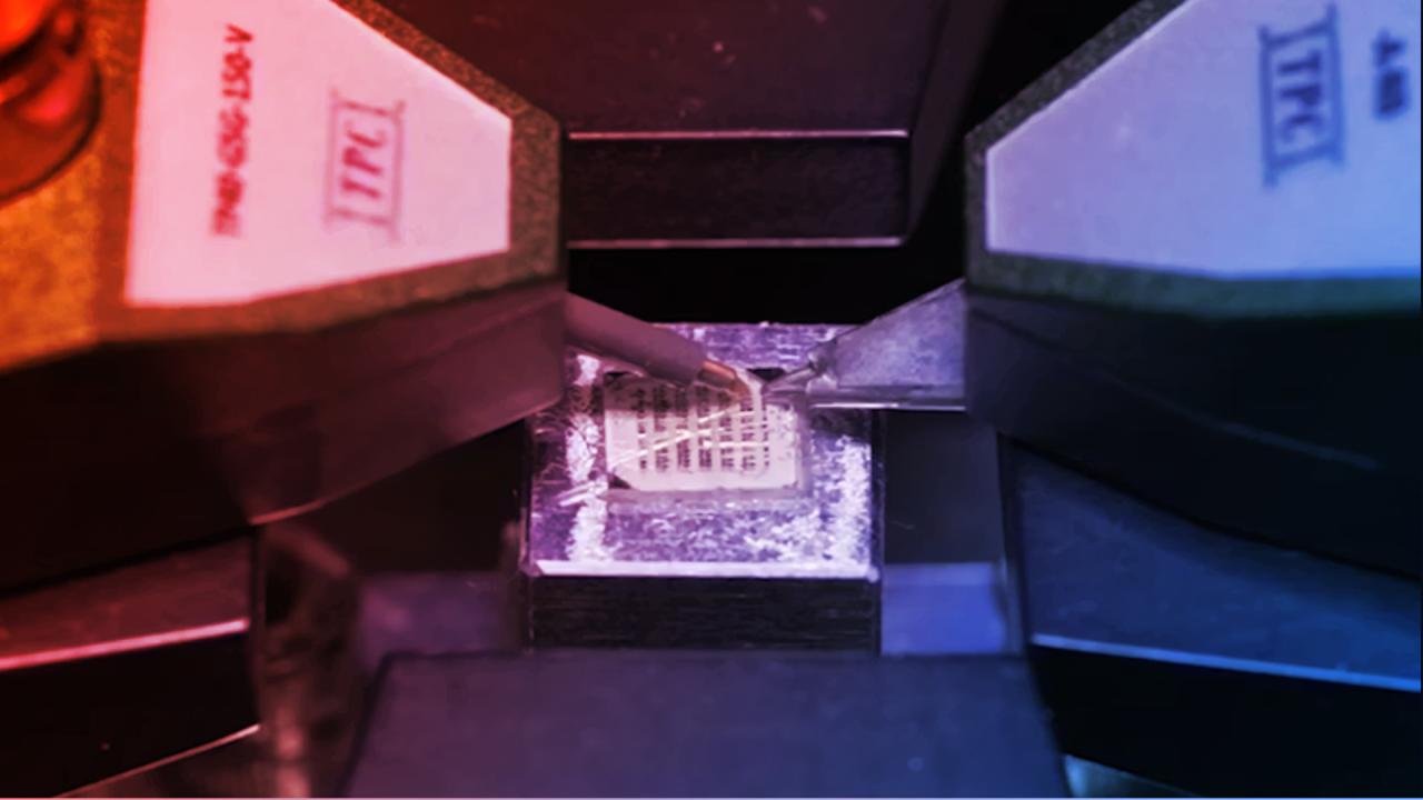 Az ezerszer gyorsabb, mégis hűvös chip – még várnunk kell rá