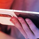 Az iPhone Ultra lehet a meglepetéssiker: milliók vennének hajlítható iPhone-t