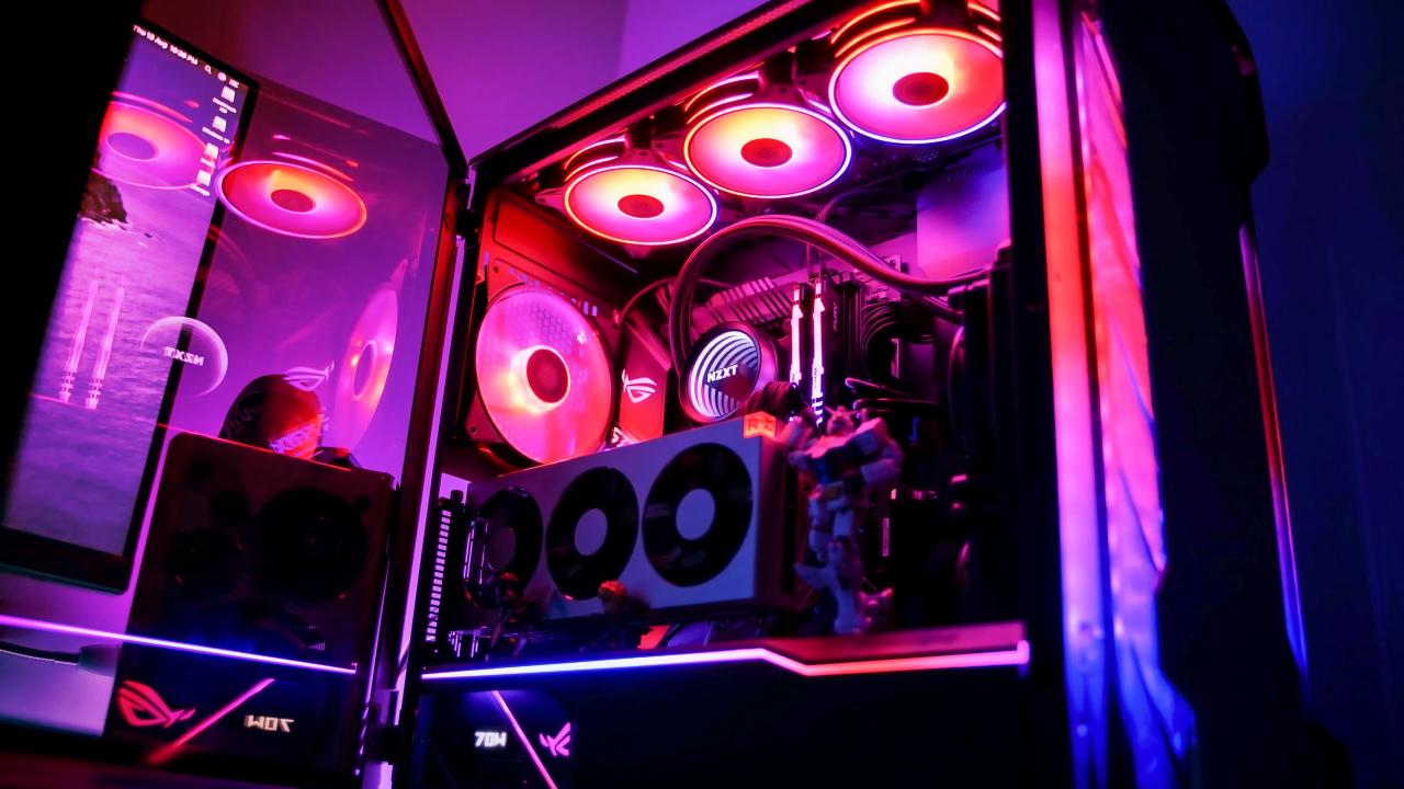 Az óriási gamer PC: szobányi őrület óriás ventilátorokkal, klímával és szaunával