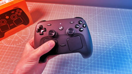 Az új Steam Controllerrel 99 ezret fektetsz, 300-at kaszálsz