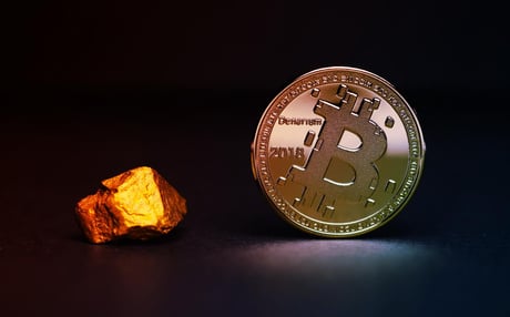 A kamatemelési fogadás minden fedezéket sújt: esik arany és bitcoin