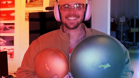 Az új SKYLRK Bluetooth-hangszórók, amiket a B&O is megirigyelne