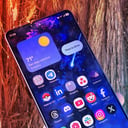 A Home Up végre elhozza a kedvenc képernyőkép-gesztust a Galaxy mobilokra