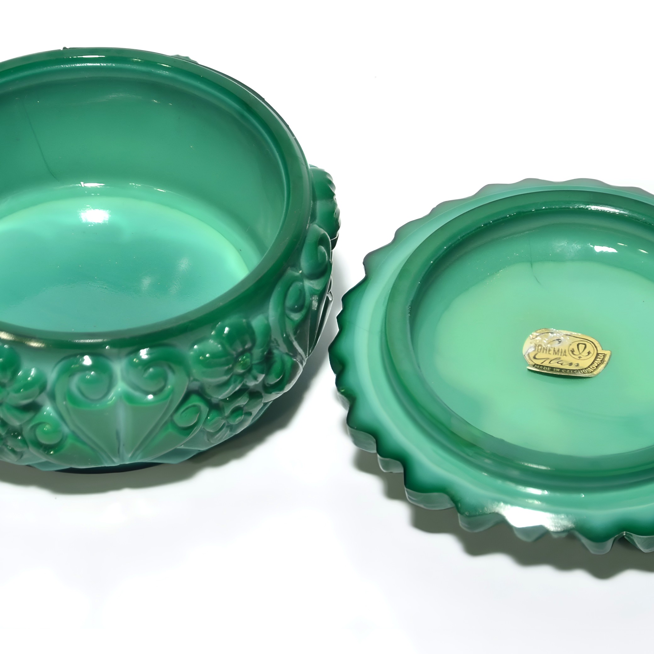 Detailed View Green Cut Glass Trinket Box with Lid Thumbnail for Green Cut Glass Trinket Box, Handcrafted Bohemian Treasury Box, Vintage Bonbonniere for Jewelry or Elegant Decorative Accent