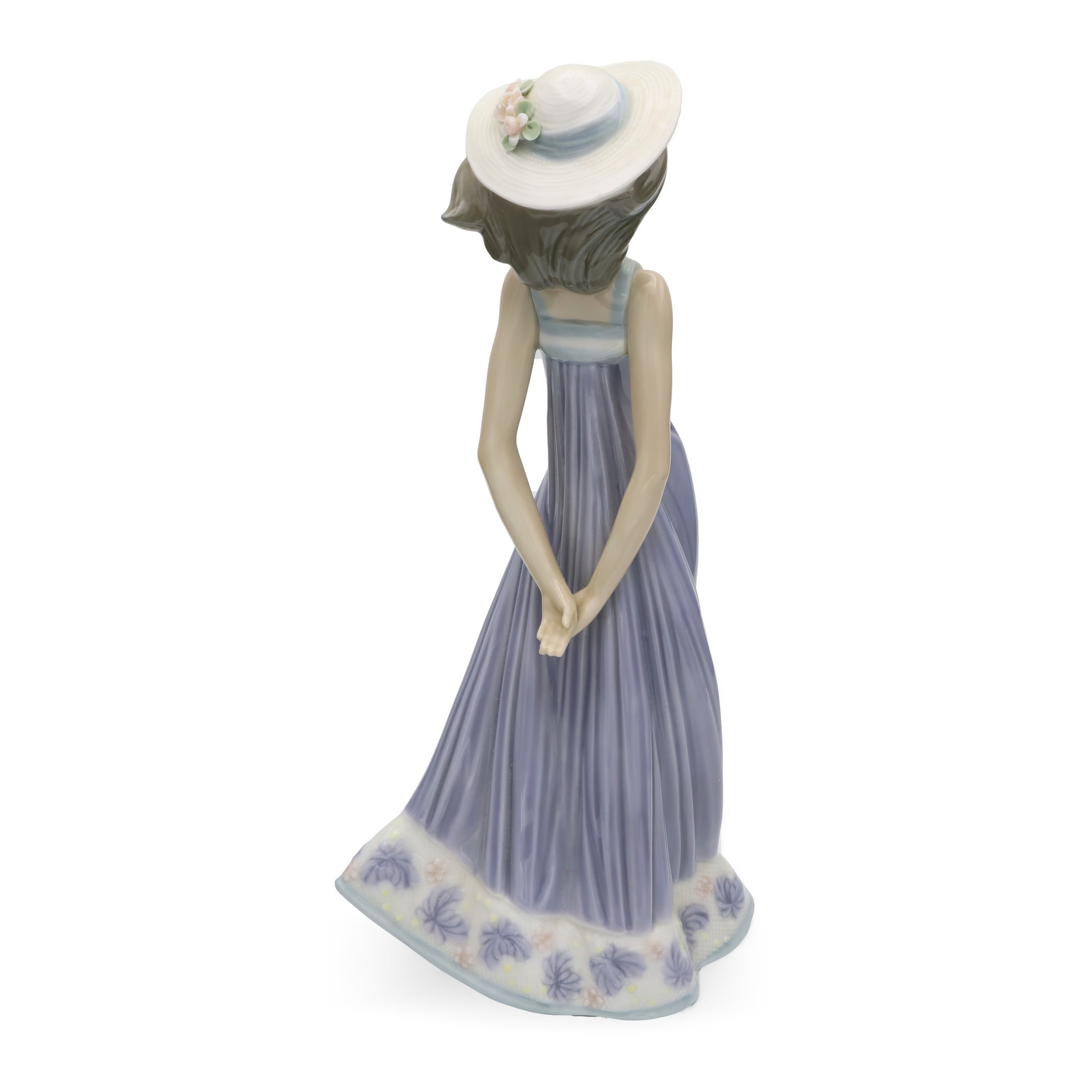 Lladro Figurine Woman In Long Dress And Hat, Lladro Susan, Elegant Handcrafted Porcelain Collectible Figurine, Retired