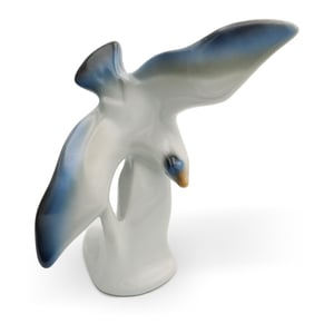 Porcelain Bird Figurine Hand Painted Seagull, Coastal Decor Collectible Sculpture Vintage Style Seaside Bird Ornament, Ceramic