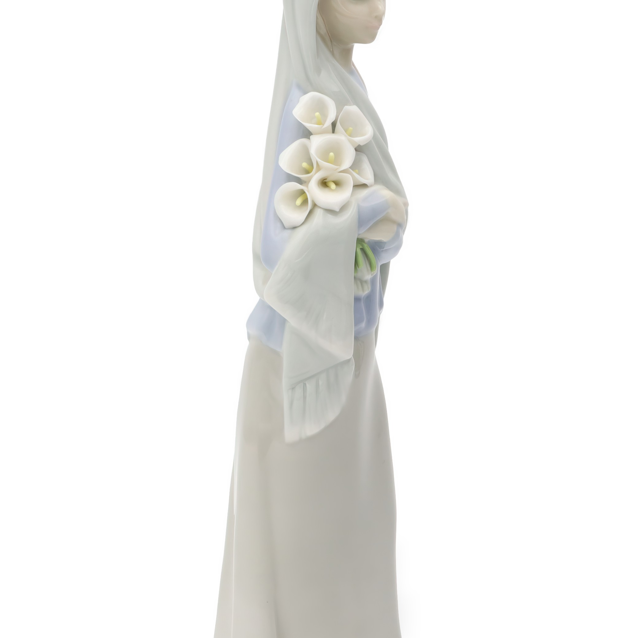 Lladro Veiled Lady With Lilies, Girl With Flowers, Vintage Hand-Painted Porcelain