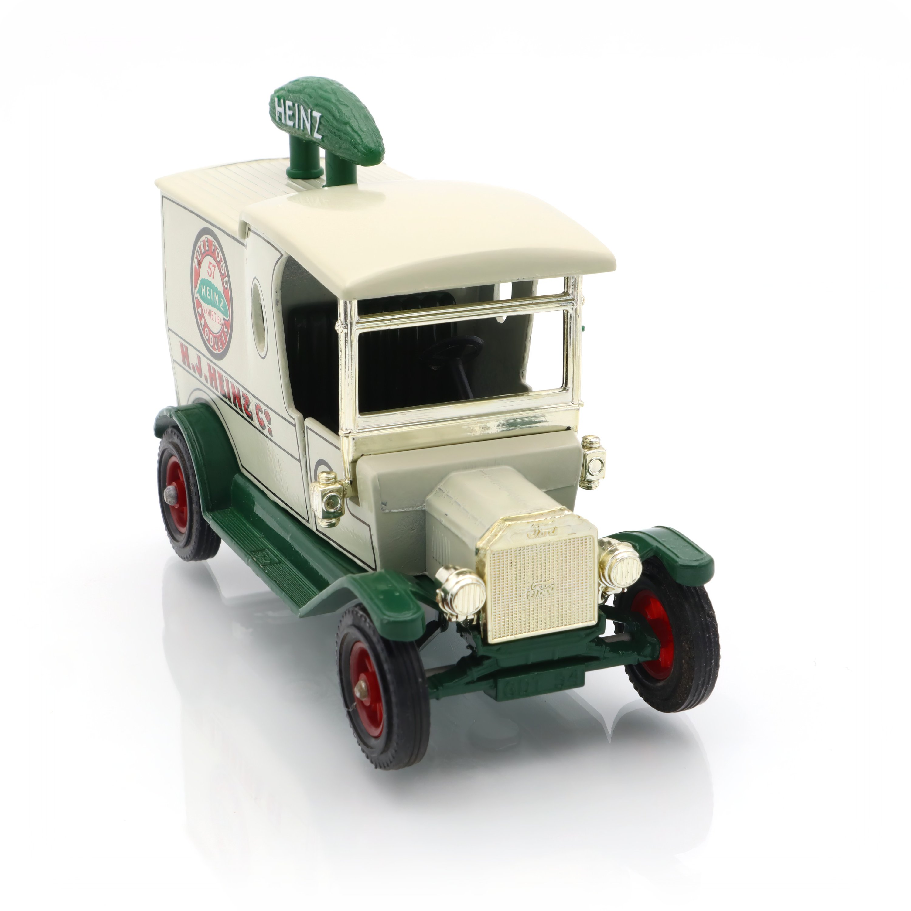 Y-12 1912 Ford Model T Heinz - Vintage Diecast Collectible - Antique Vehicle Replica - Classic Toy Car - Detailed Miniature Model