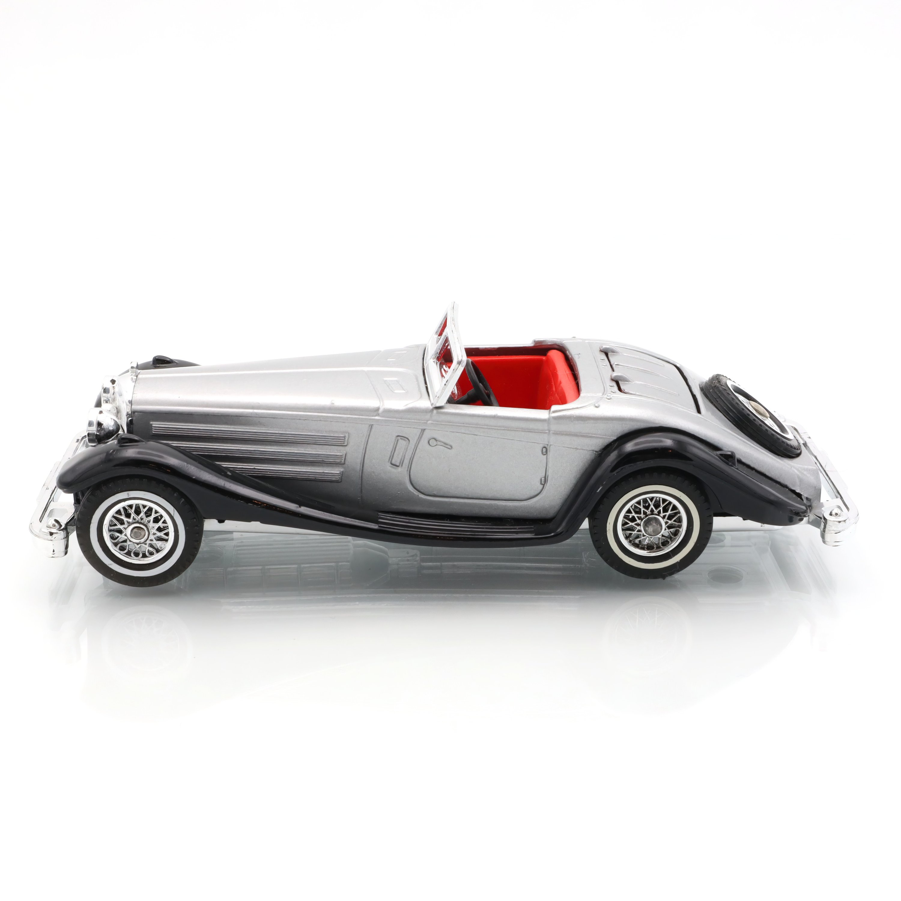 Y-20 1937 Mercedes-Benz 540K - Vintage Diecast Collectible - Classic Car Replica - Detailed Scale Model - Retro Toy Vehicle