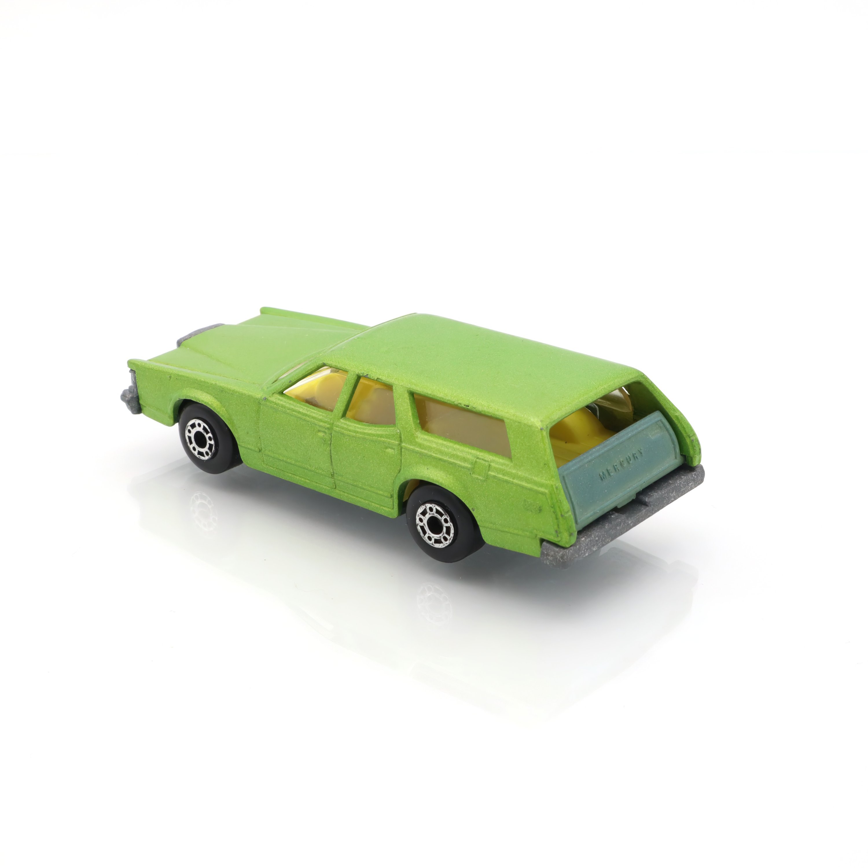 Matchbox 74 Mercury Cougar Villager - Vintage Diecast Car Collectible - Mercury Cougar Station Wagon - Retro Toy Car