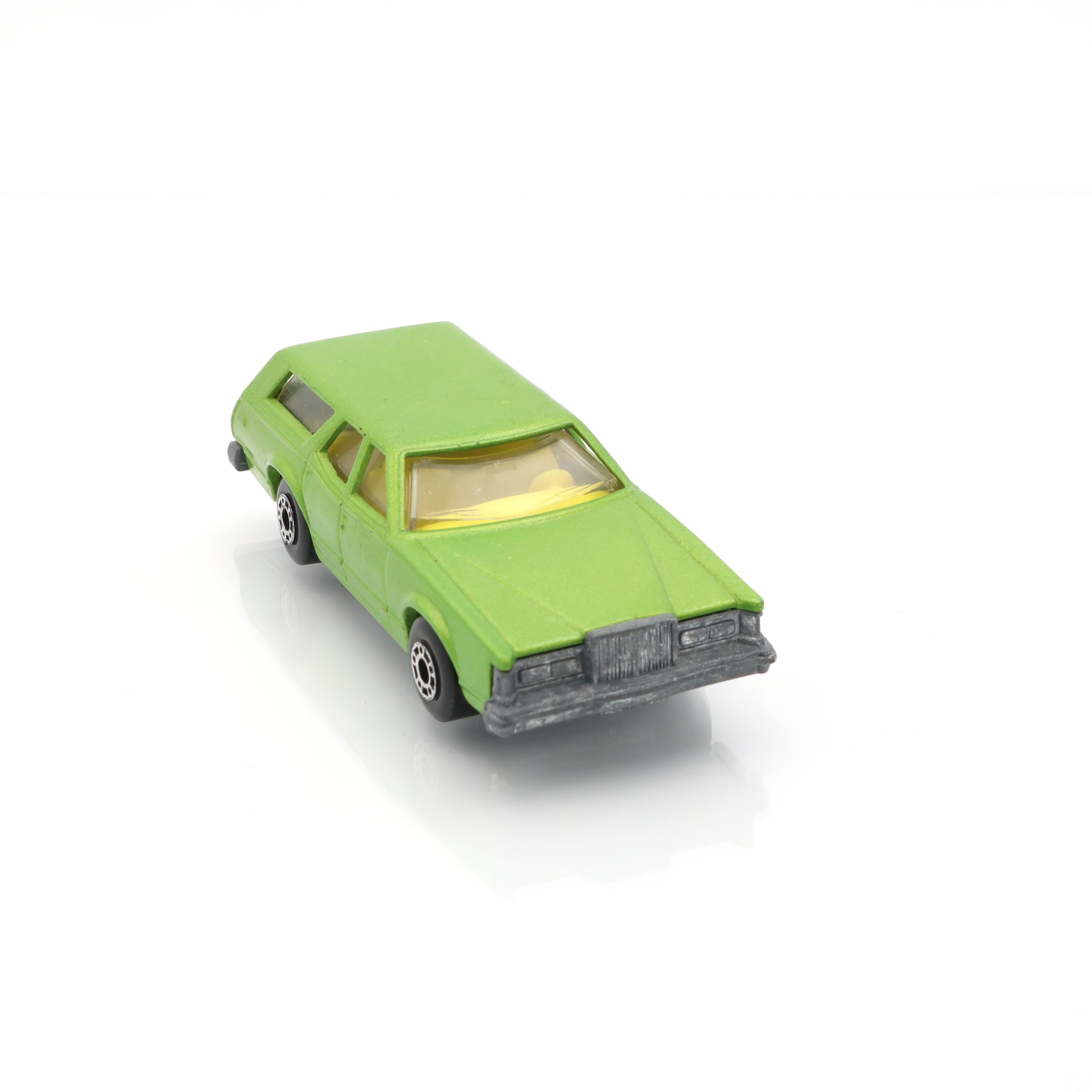 Matchbox 74 Mercury Cougar Villager - Vintage Diecast Car Collectible - Mercury Cougar Station Wagon - Retro Toy Car
