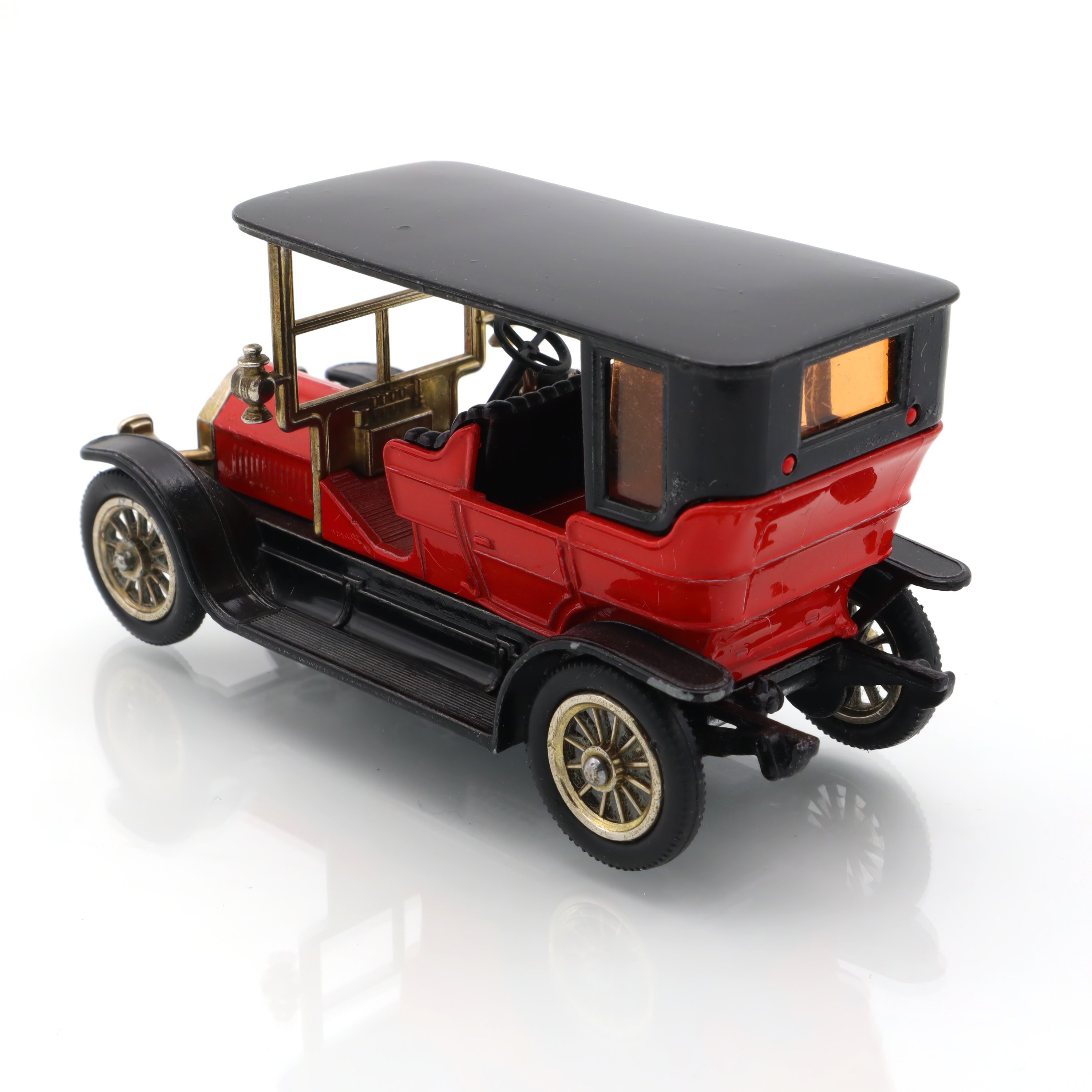 Y-5 1907 Peugeot - Vintage Diecast Car - Collector’s Item - Matchbox Yesteryear Series - Classic French Automobile - Retro Toy Model