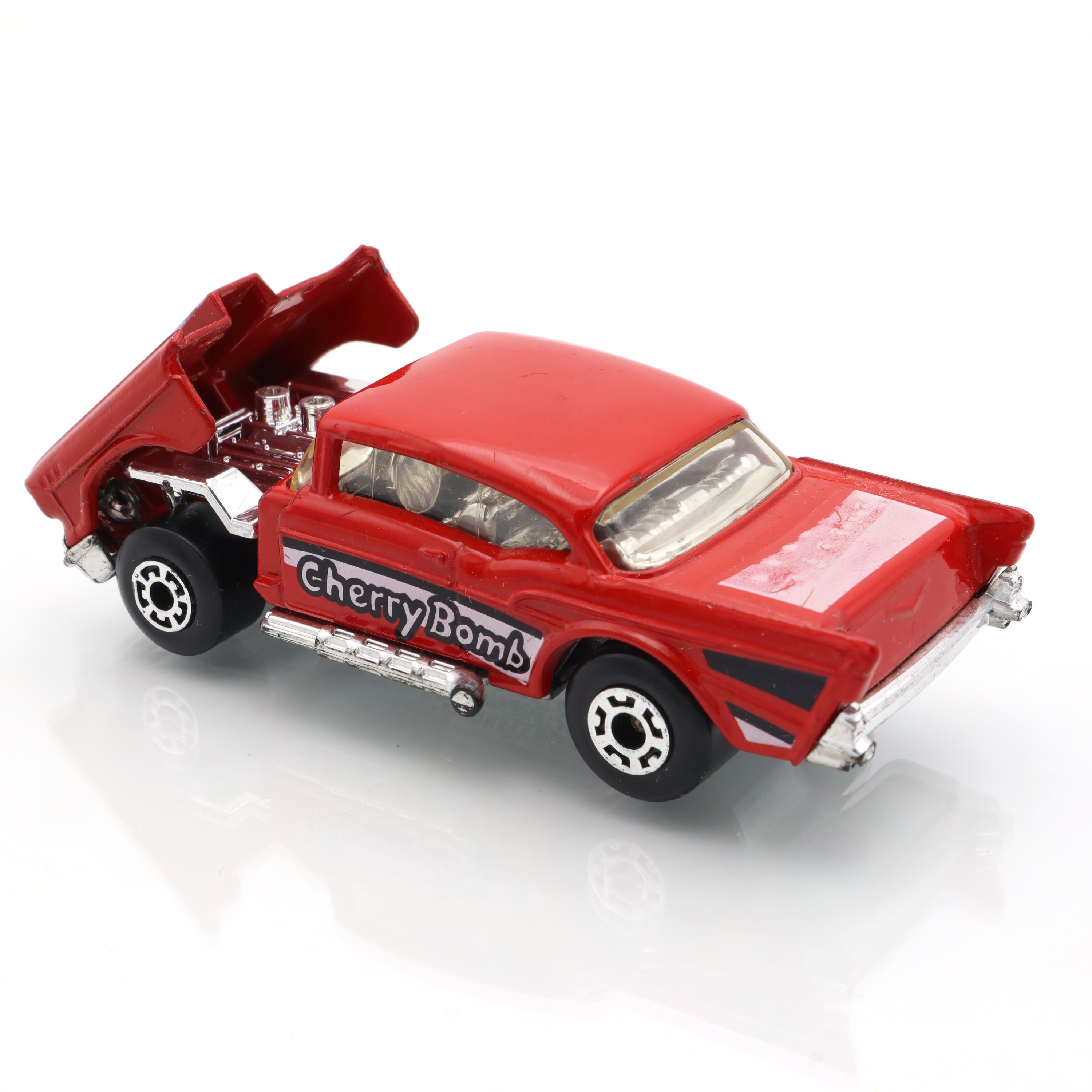 Matchbox 4 ’57 Chevy Cherry Bomb - Vintage Diecast Car - Collectible Toy Car - Red Classic Car Model - Retro Matchbox Car