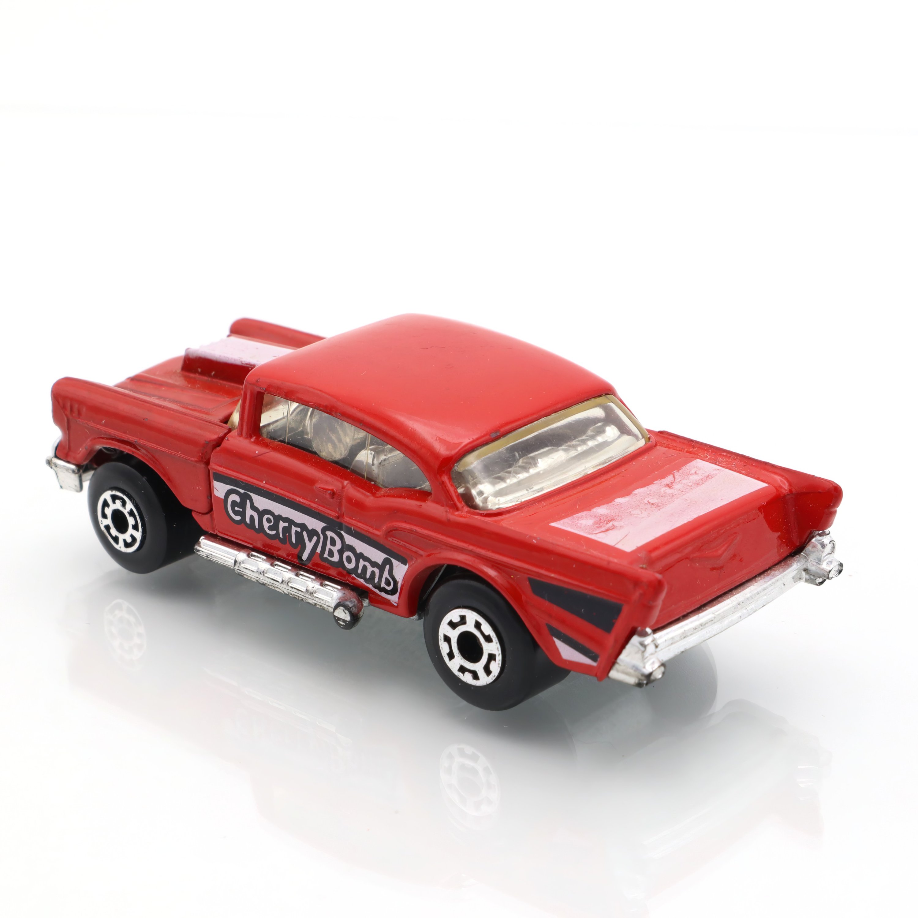 Matchbox 4 ’57 Chevy Cherry Bomb - Vintage Diecast Car - Collectible Toy Car - Red Classic Car Model - Retro Matchbox Car
