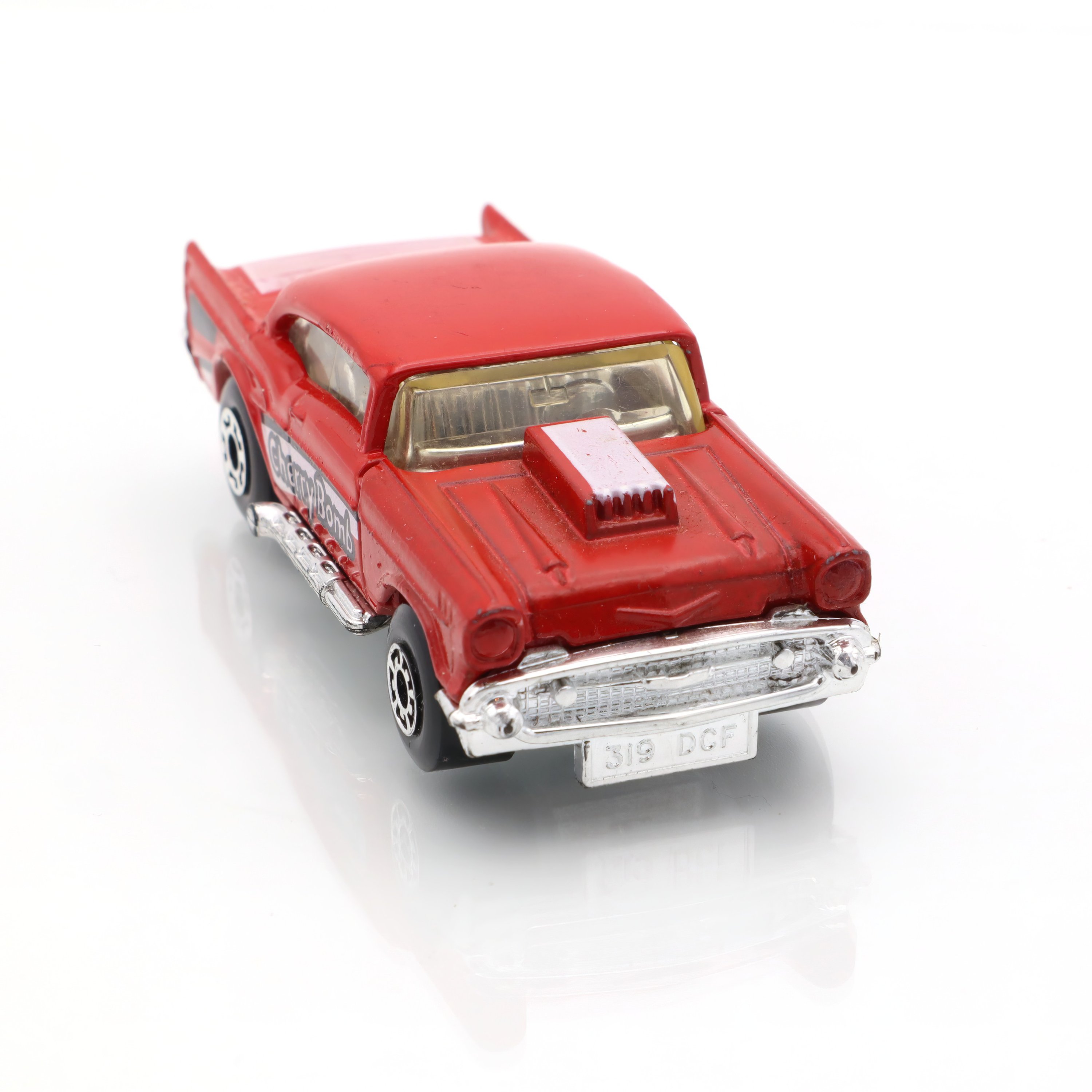 Matchbox 4 ’57 Chevy Cherry Bomb - Vintage Diecast Car - Collectible Toy Car - Red Classic Car Model - Retro Matchbox Car