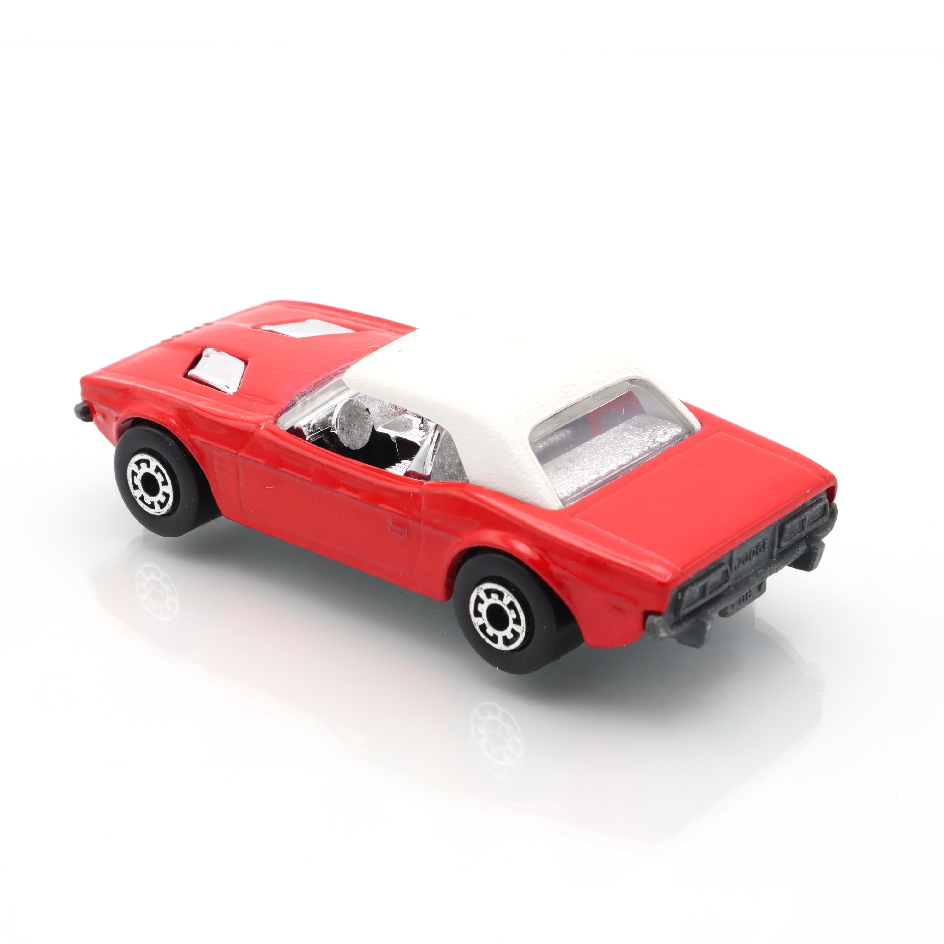 Matchbox Superfast 1 Dodge Challenger - Vintage Diecast Car - Collectible Toy Car - Classic Muscle Car Model - Retro Matchbox Car