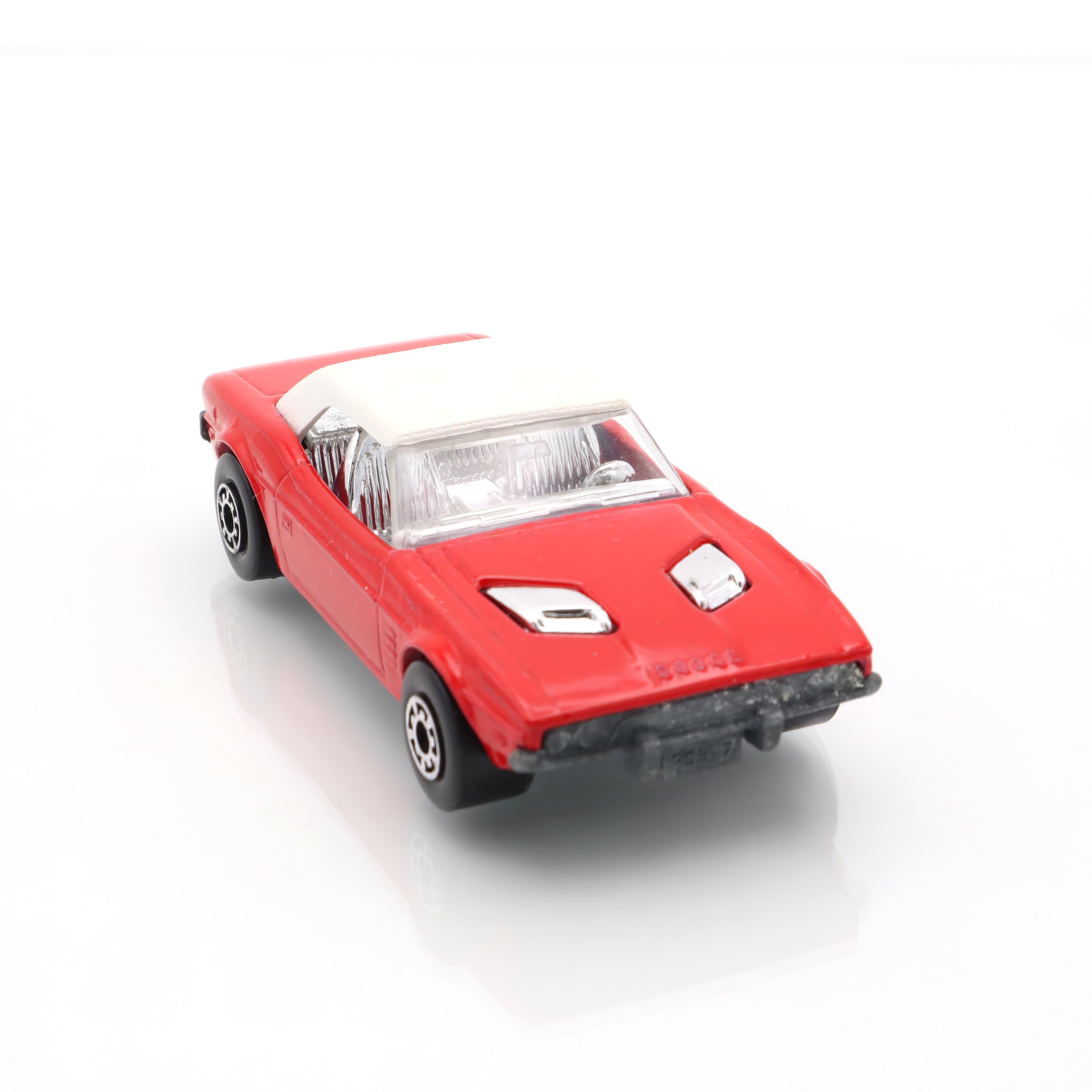 Matchbox Superfast 1 Dodge Challenger - Vintage Diecast Car - Collectible Toy Car - Classic Muscle Car Model - Retro Matchbox Car