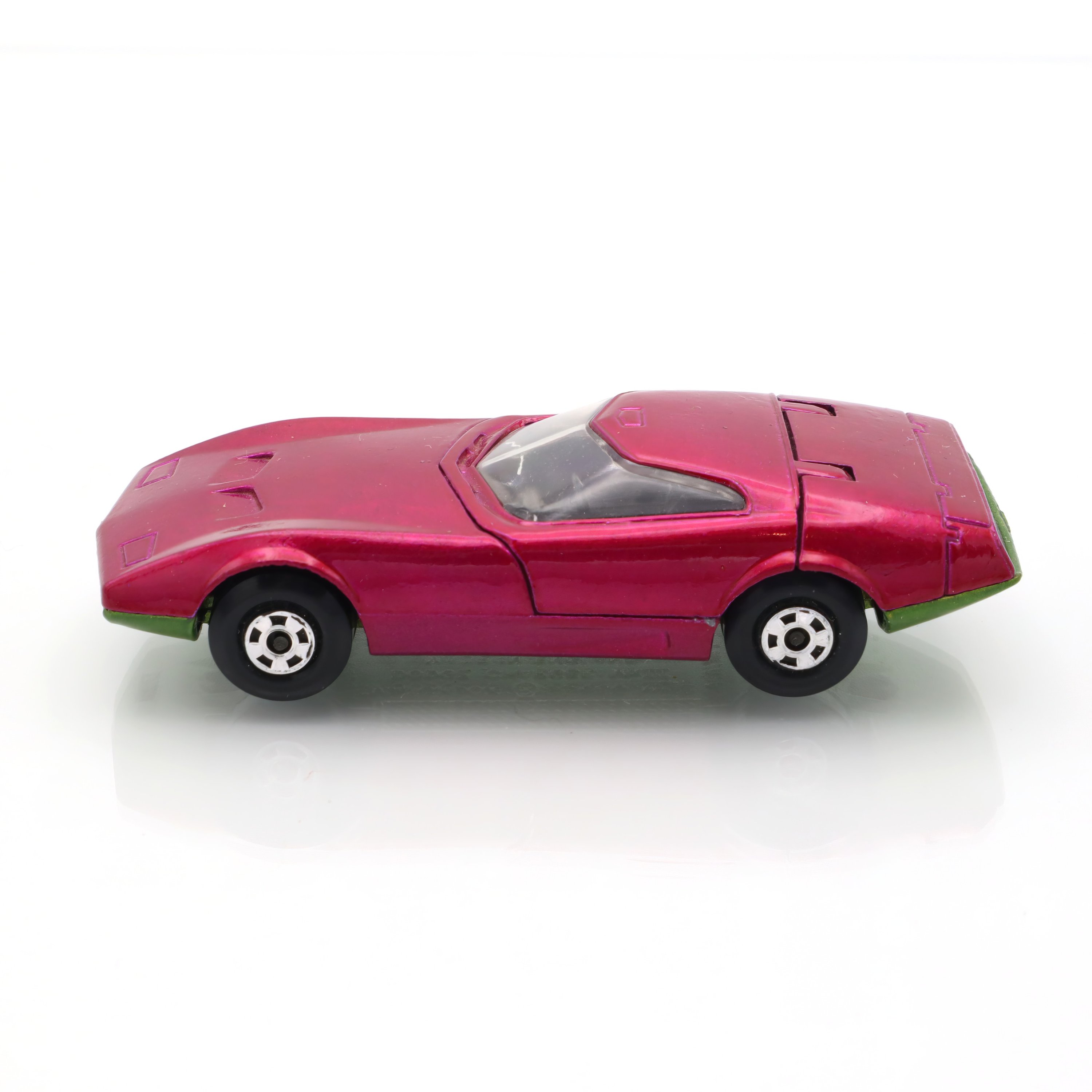 Dodge Charger - Vintage Diecast Collectible - Matchbox Superfast Model 52 - Classic Car Replica - Scale Model Enthusiasts