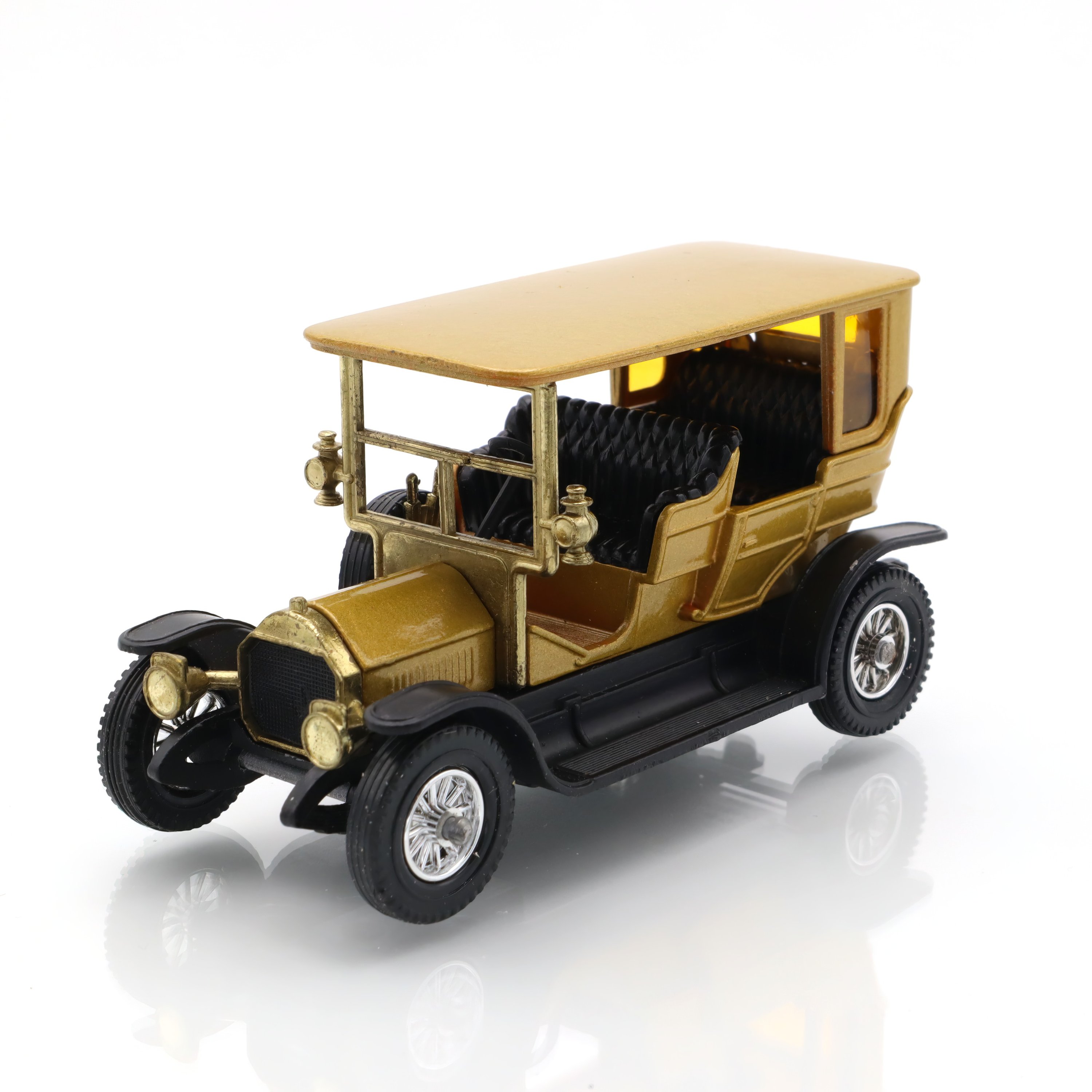 Y-5 1907 Peugeot - Vintage Collectible Car - Classic Diecast Model - Timeless Automotive Replica - Antique Style Decor
