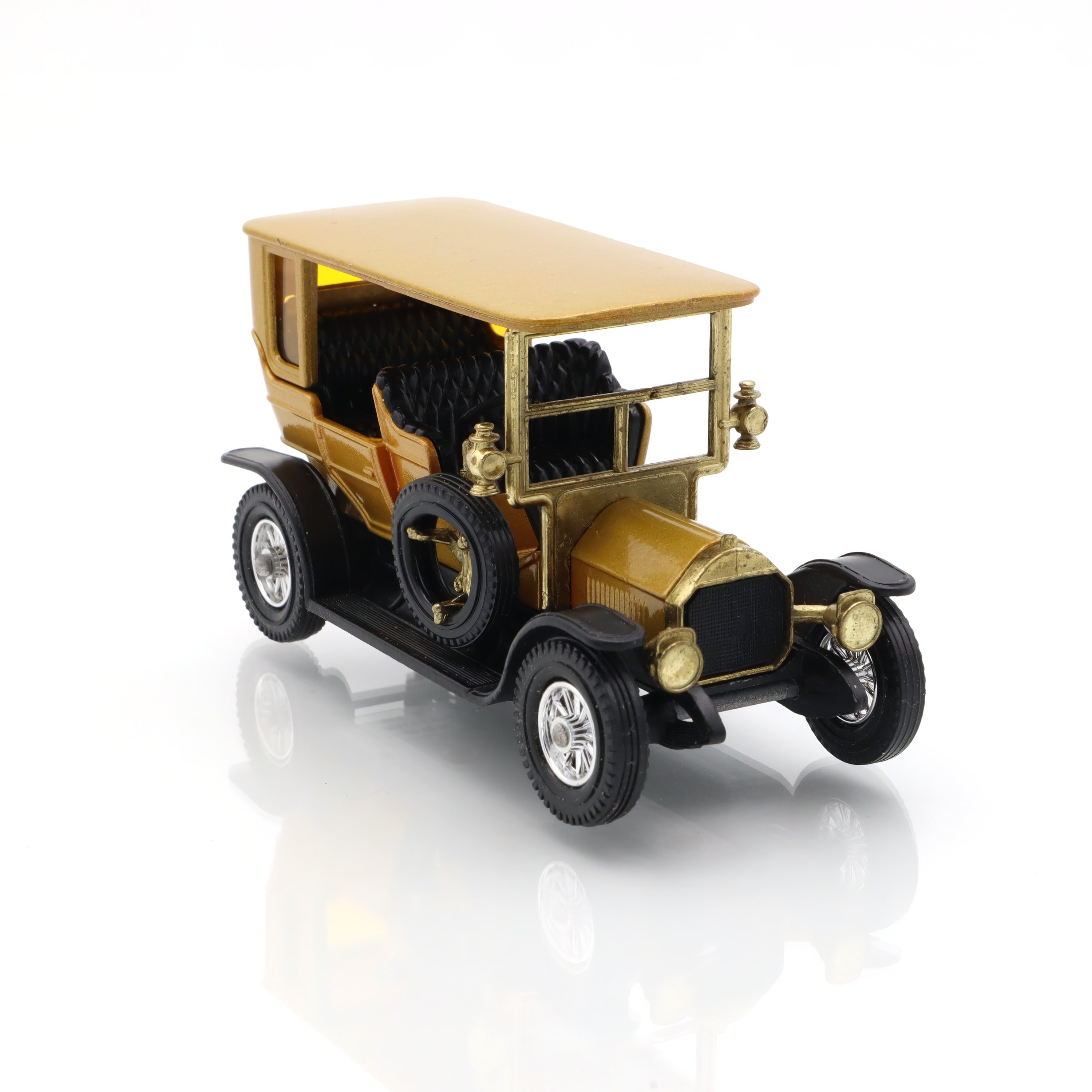Y-5 1907 Peugeot - Vintage Collectible Car - Classic Diecast Model - Timeless Automotive Replica - Antique Style Decor
