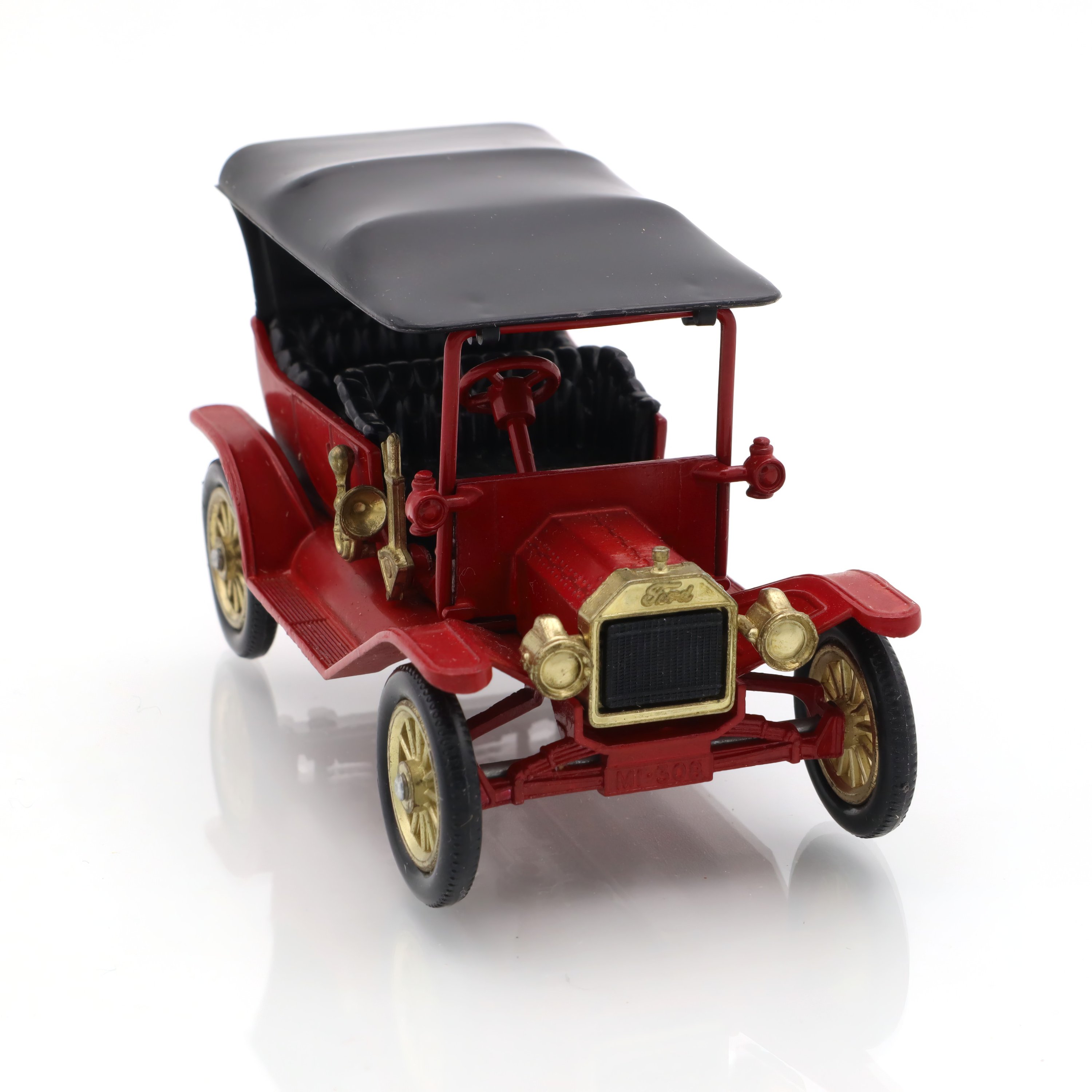 Y-1 1911 Ford Model T - Vintage Diecast Collectible - Matchbox Models Of Yesteryear - Classic Car Miniature - Antique Vehicle Replica