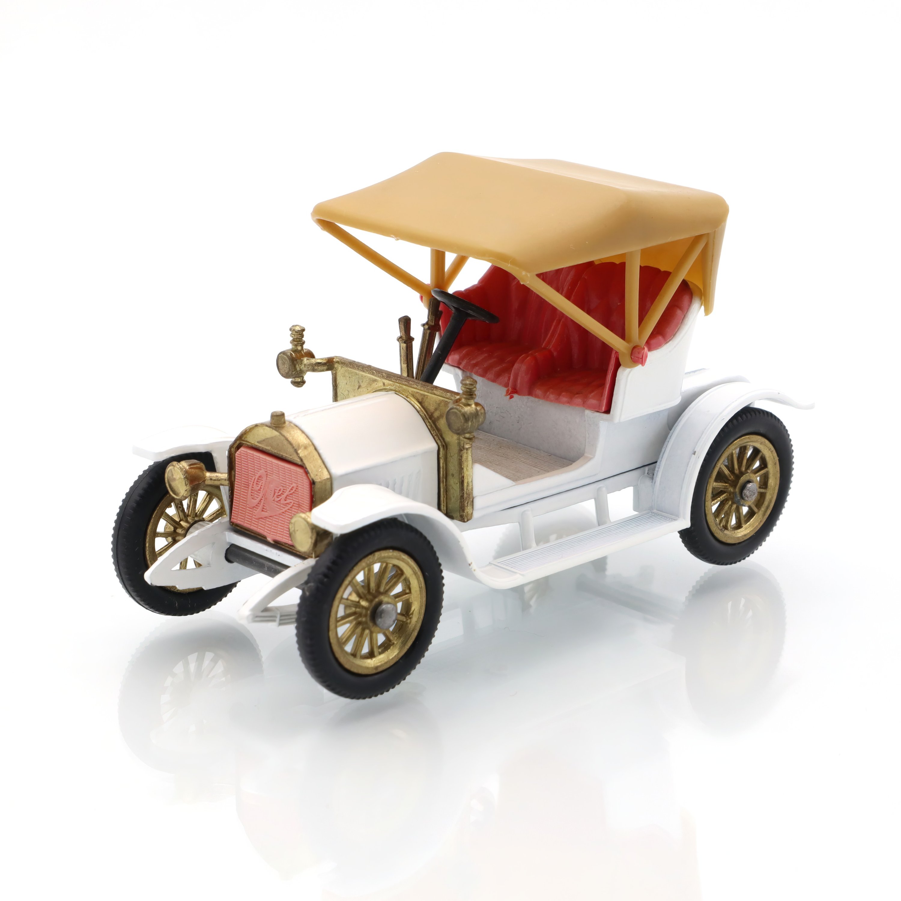 Y-4 Opel Coupe - Vintage Diecast Car - Collector’s Edition - Classic German Vehicle - Original Matchbox Model