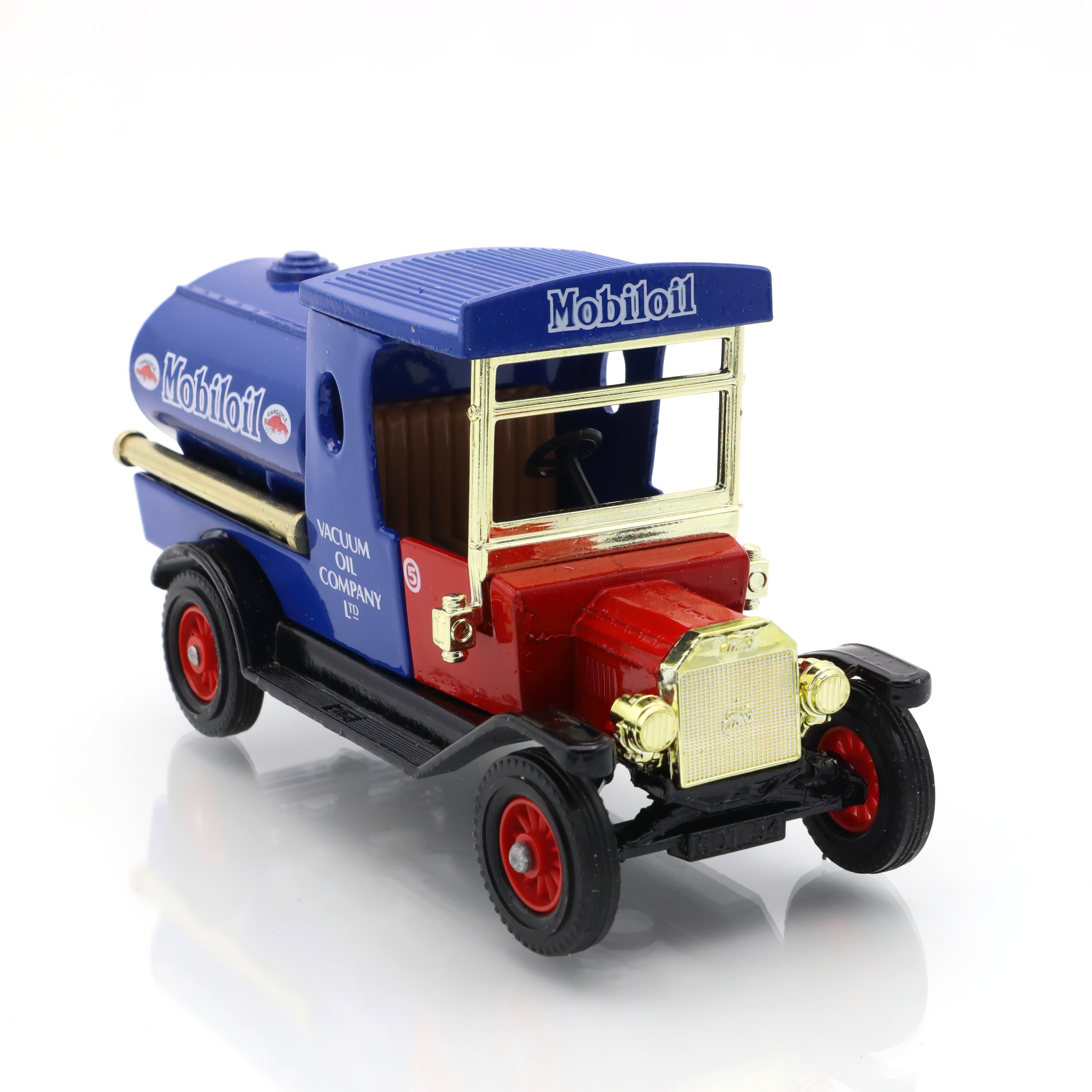Y-3 Mobiloil Tanker - Vintage Diecast Model - Classic Collectible Toy - Shell Oil Memorabilia - Retro Gasoline Truck