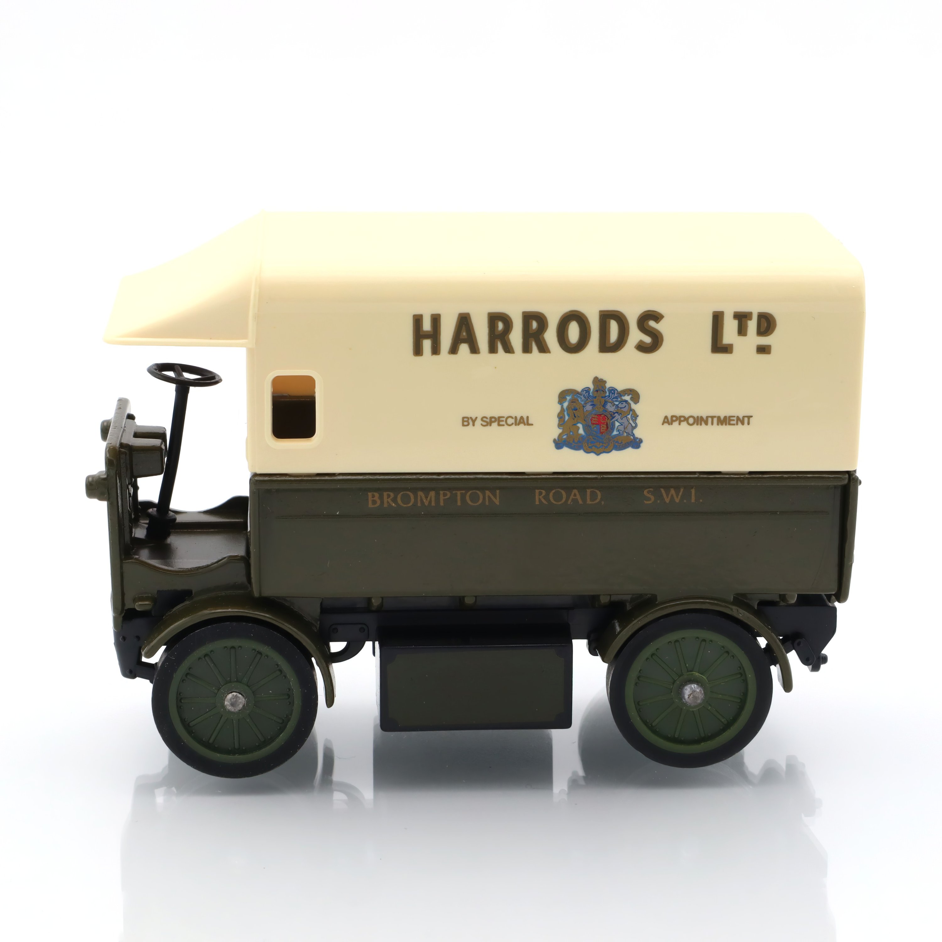 Y-29 Walker Electric Van - Vintage Collectible Model - Diecast Toy Vehicle - Classic Electric Van Design - Perfect For Collectors