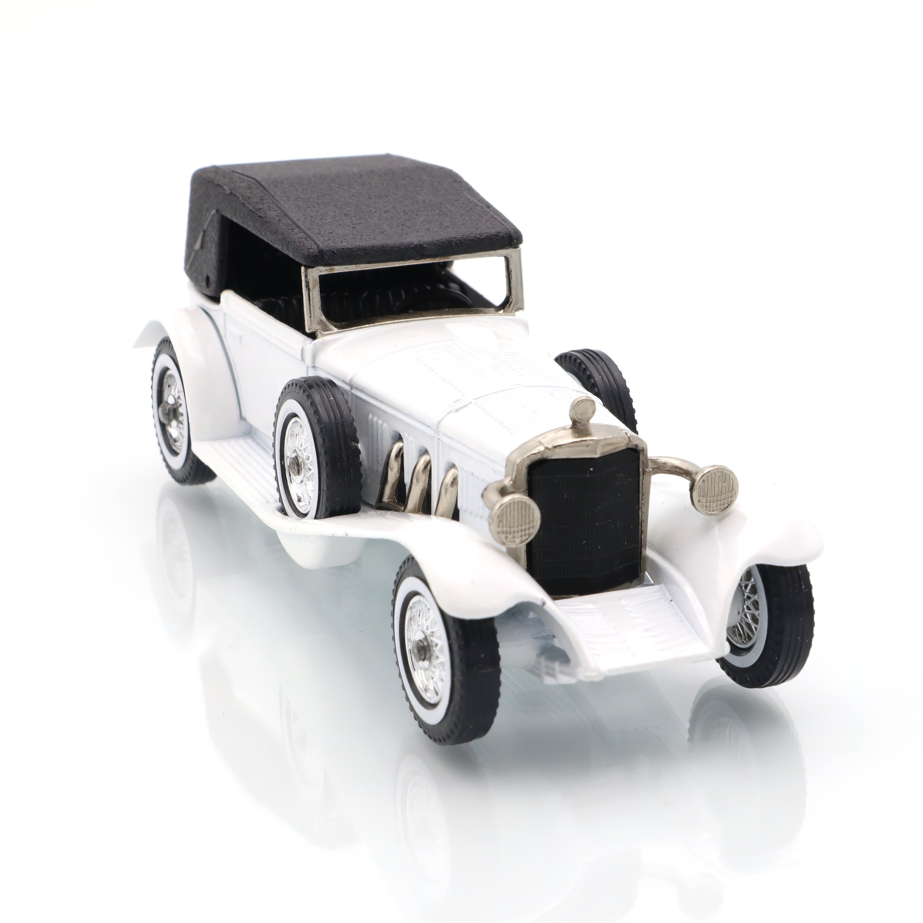 Y-16 Mercedes SS White - Vintage Diecast Car - Collectible Model Vehicle - Classic Mercedes Benz Toy - Matchbox Models Of Yesteryear