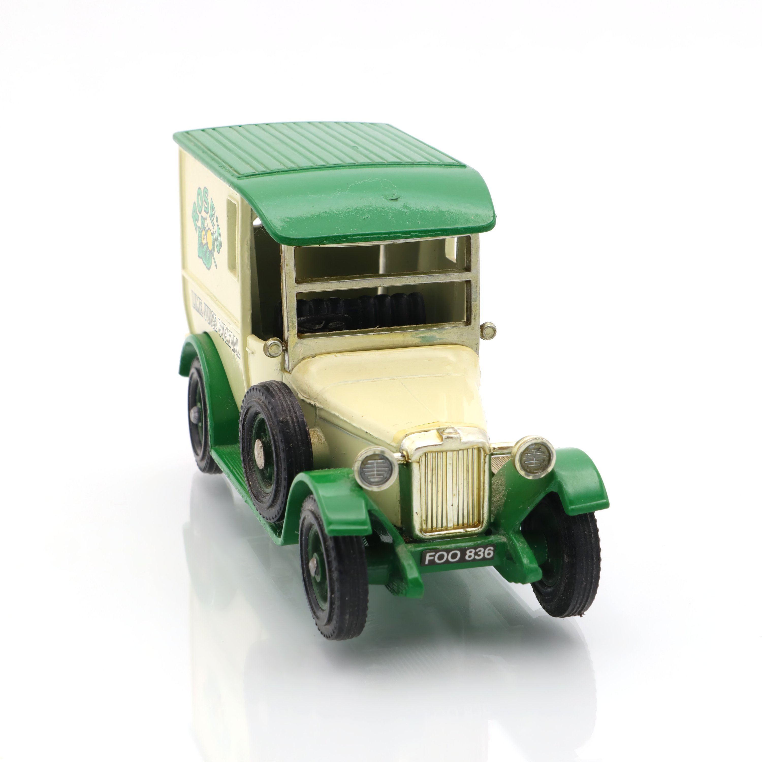 Y-5 Talbot 1927 Rose’s Van - Vintage Diecast Model - Collector’s Edition - Classic Car Replica - Matchbox Models Of Yesteryear