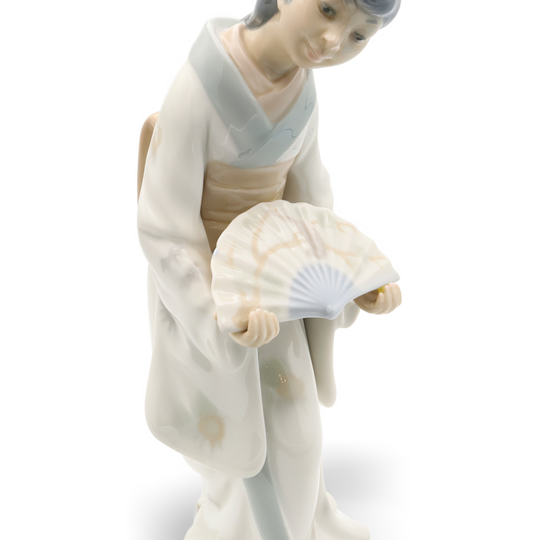 Lladro NAO Geisha Doll Handmade Porcelain Figurine Close Up - Vintage Japanese Collectible Sculpture Thumbnail for Lladro NAO Geisha Doll Handmade Porcelain Figurine - Vintage Collectible Sculpture - Oriental Decor - Japanese Figurine