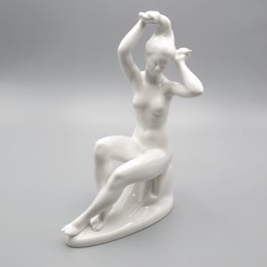 Mid-Century Modern Nude Figurine - Helen Of Troy - Woman In Poised Beauty Rare Unpainted Version