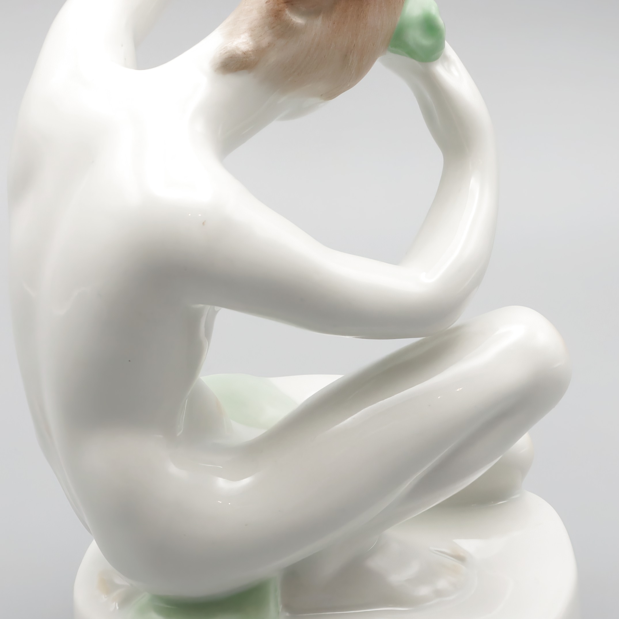 Thumbnail for Nude Lady Figurine - Ariadne Combing - Bathing Woman Vintage Aquincum Porcelain 1970s - Art Deco Porcelain Figurine