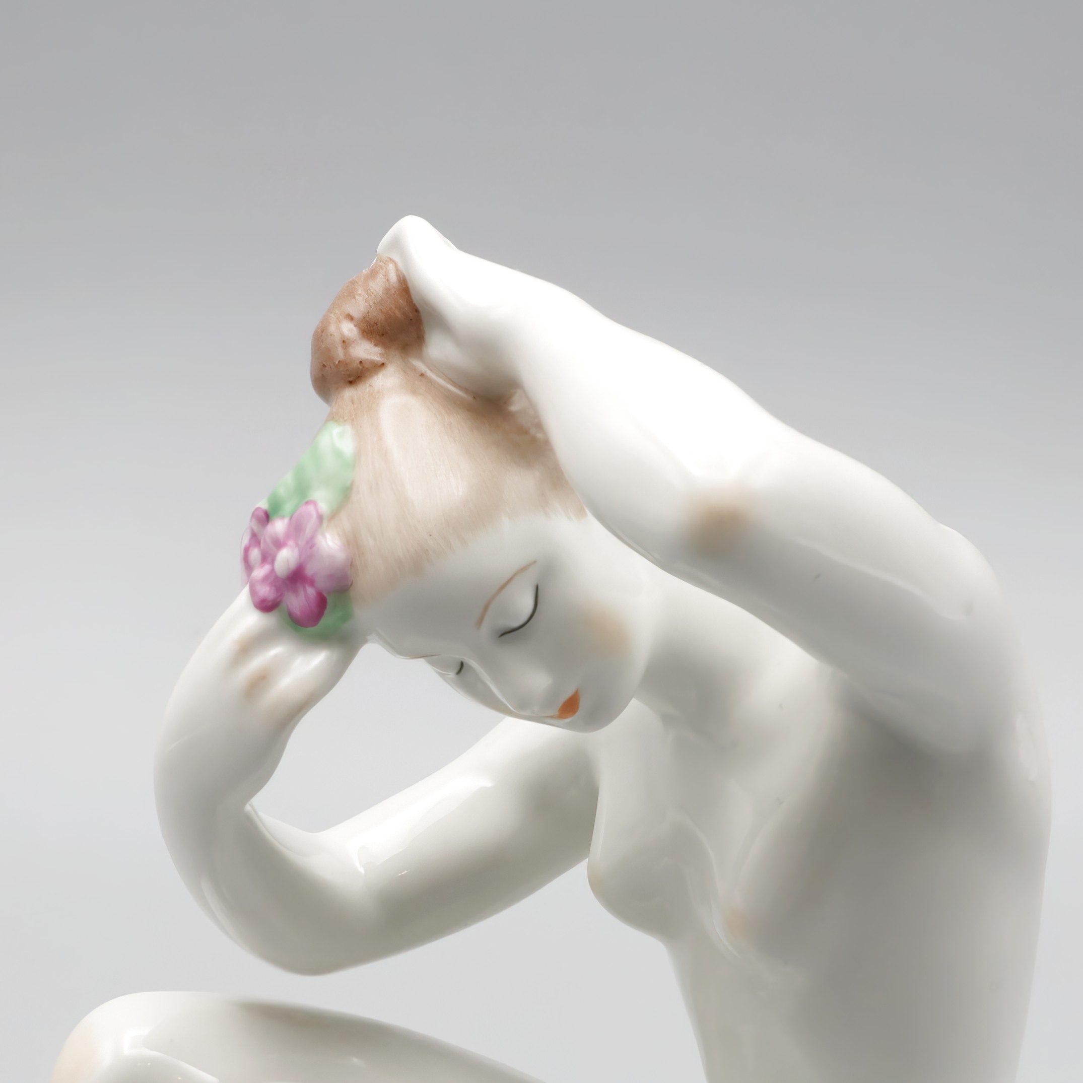 Thumbnail for Nude Lady Figurine - Ariadne Combing - Bathing Woman Vintage Aquincum Porcelain 1970s - Art Deco Porcelain Figurine