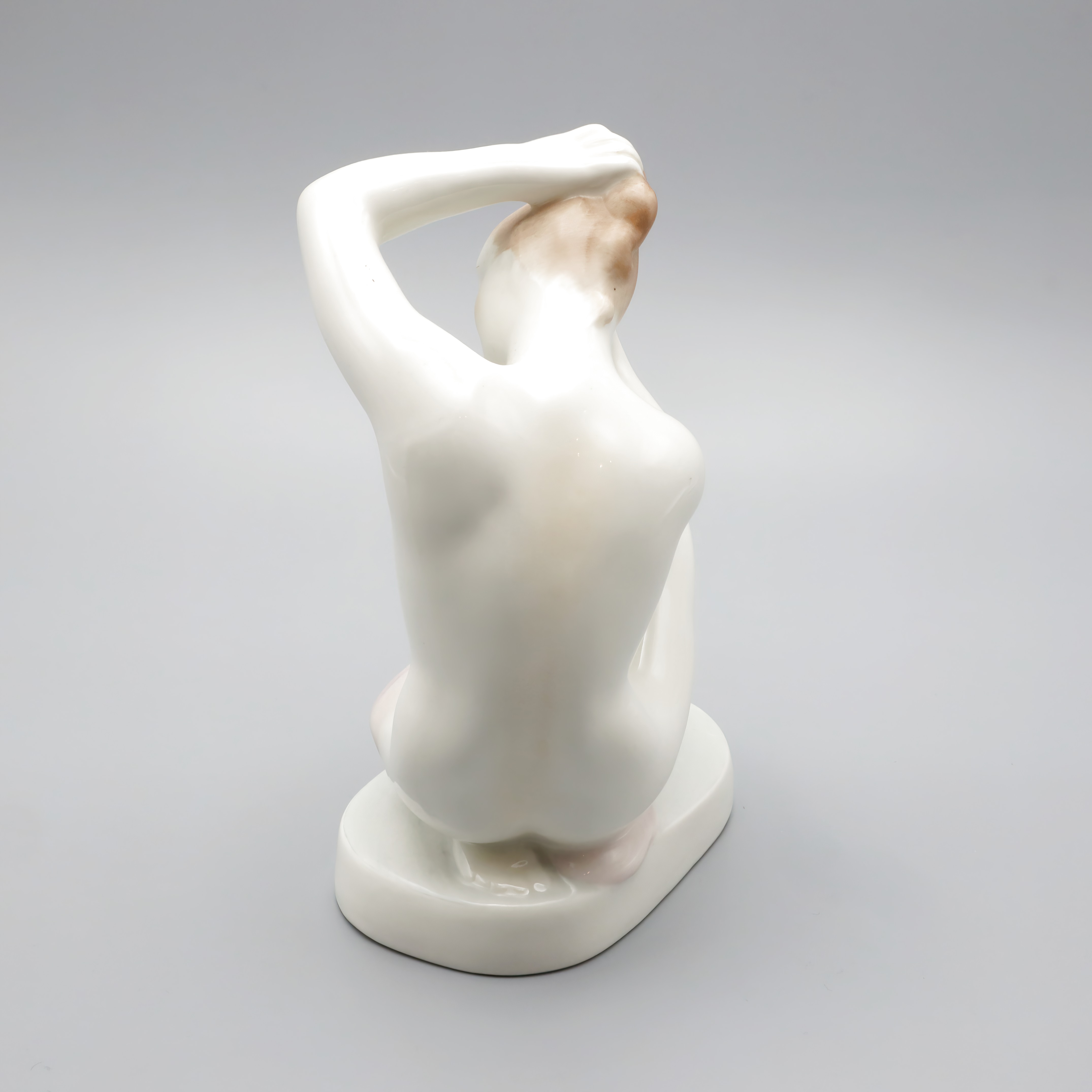 Nude Lady Figurine Detailed View from Back Thumbnail for Nude Lady Figurine - Ariadne Combing - Dressing Woman Vintage Aquincum Porcelain 1970s - Collectible Porcelain Figurine - Mid-century Decor