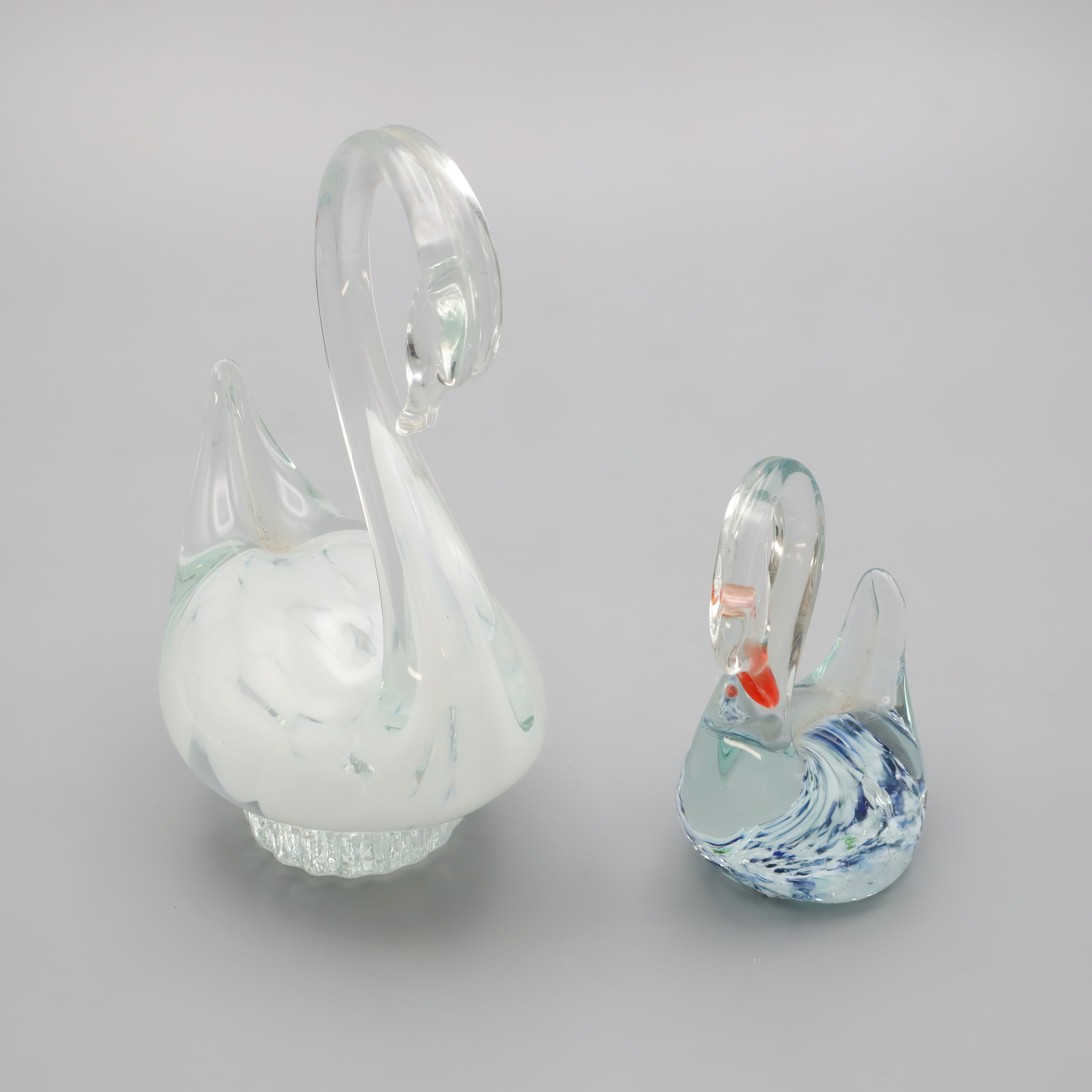 Pair Of Murano Glass Swans - Vintage Italian Art Glass - Hand Blown Glass Swans - Mid Century Modern Decor - Collectible Murano Figurines