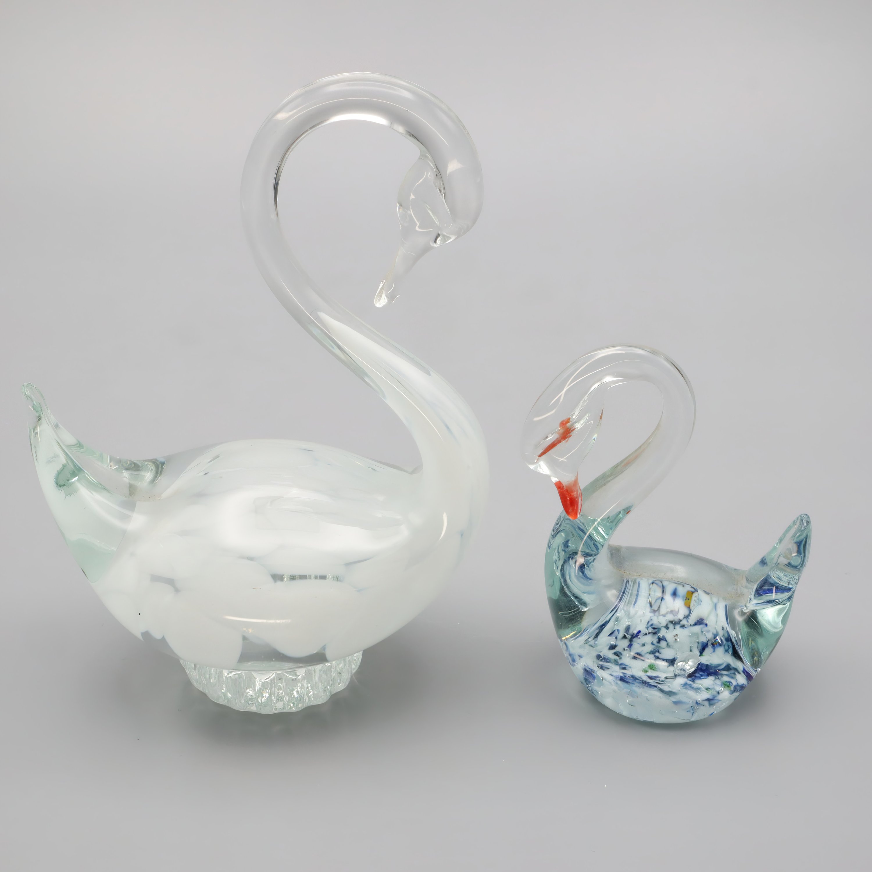 Pair Of Murano Glass Swans - Vintage Italian Art Glass - Hand Blown Glass Swans - Mid Century Modern Decor - Collectible Murano Figurines