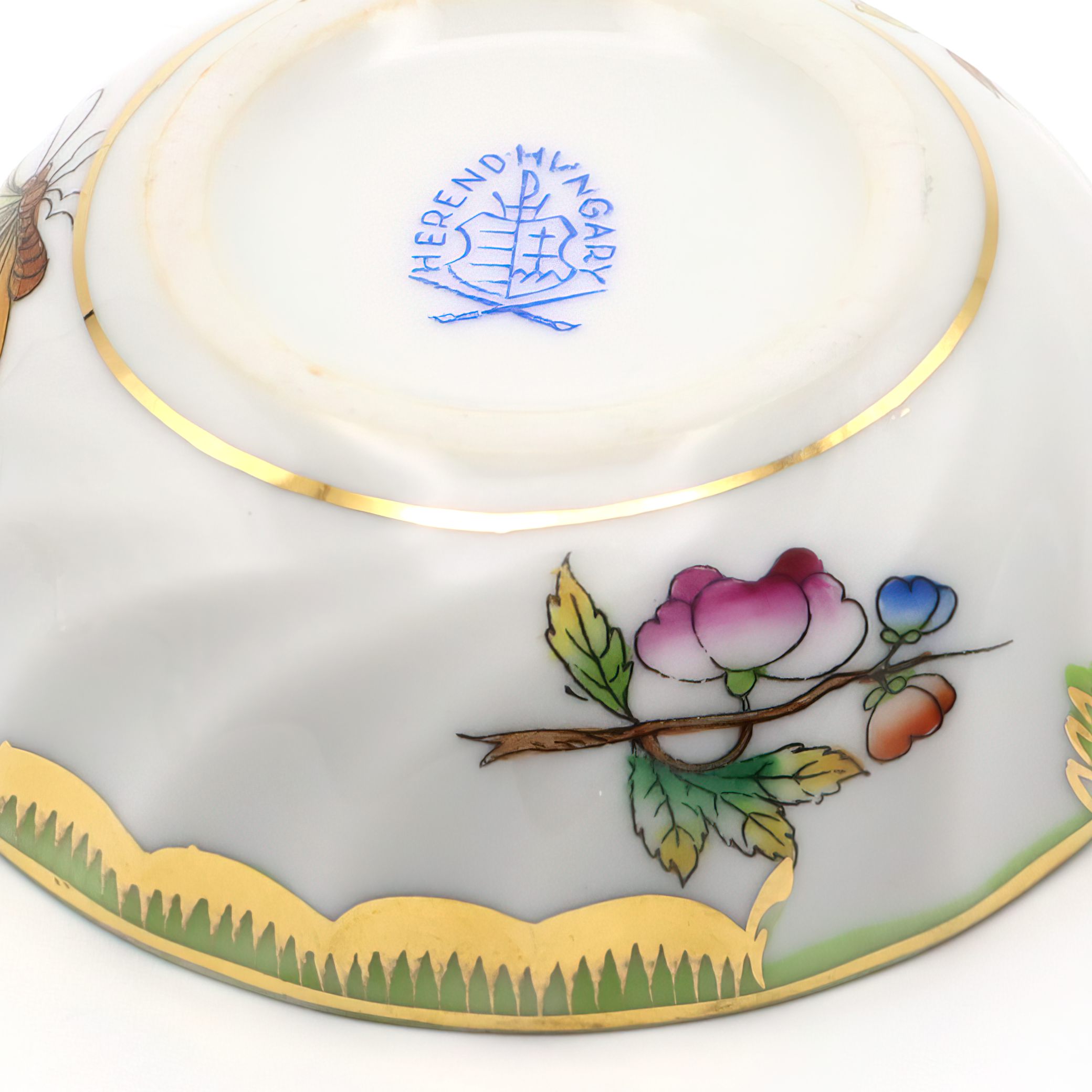 Herend Queen Victoria Trinket Box Base Detailed View Thumbnail for Herend Queen Victoria Trinket Box - Small Round Jewelry Box - Porcelain Keepsake - Hand Painted Vanity Decor - Vintage Gift