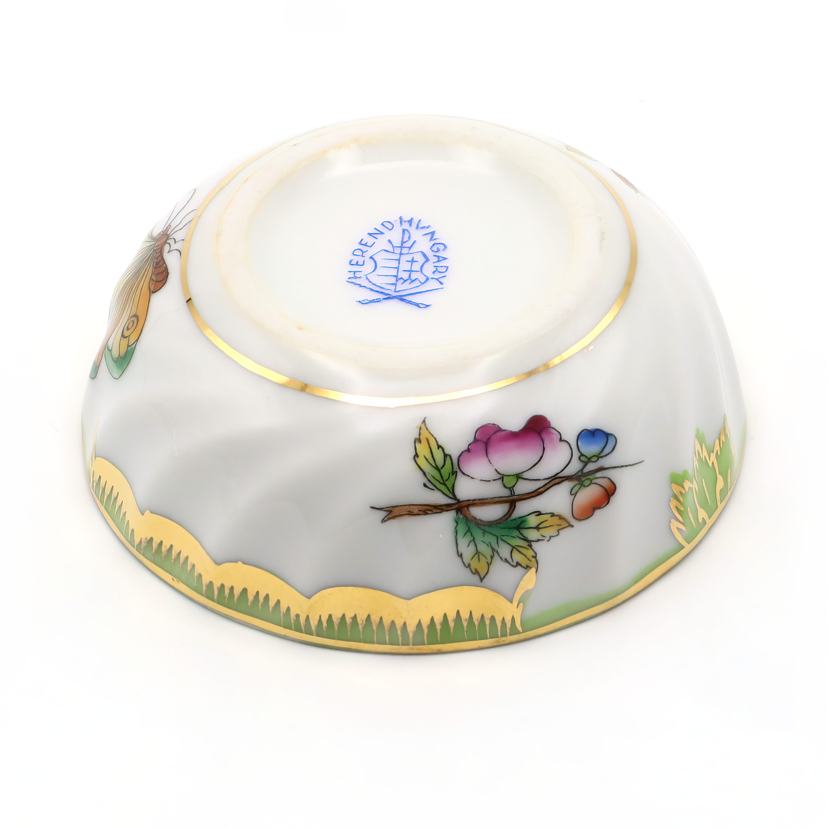 Herend Queen Victoria Trinket Box Base Detailed View Thumbnail for Herend Queen Victoria Trinket Box - Small Round Jewelry Box - Porcelain Keepsake - Hand Painted Vanity Decor - Vintage Gift
